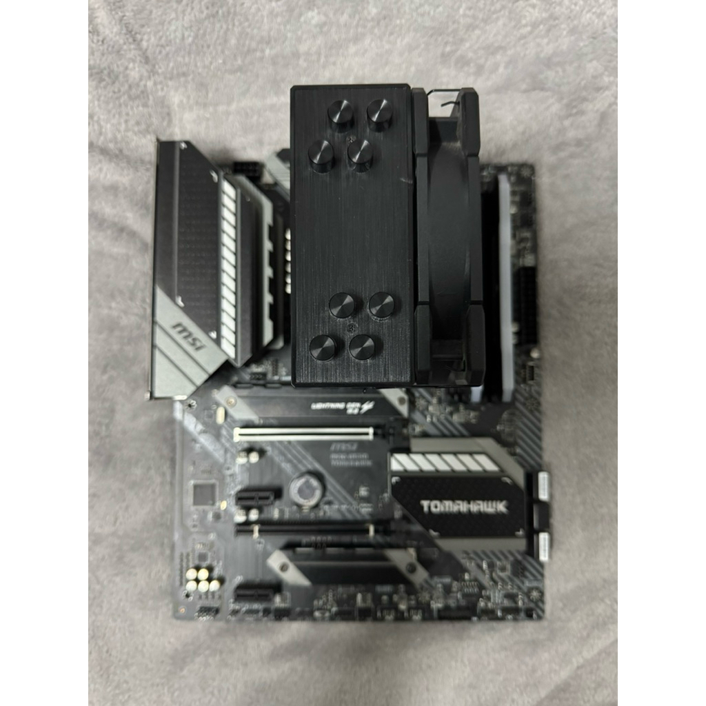 (มือสอง)Ryzen7 5700x + B550 Tomahawk + Ram 32/3600 สภาพสวย ใช้งานปกติ