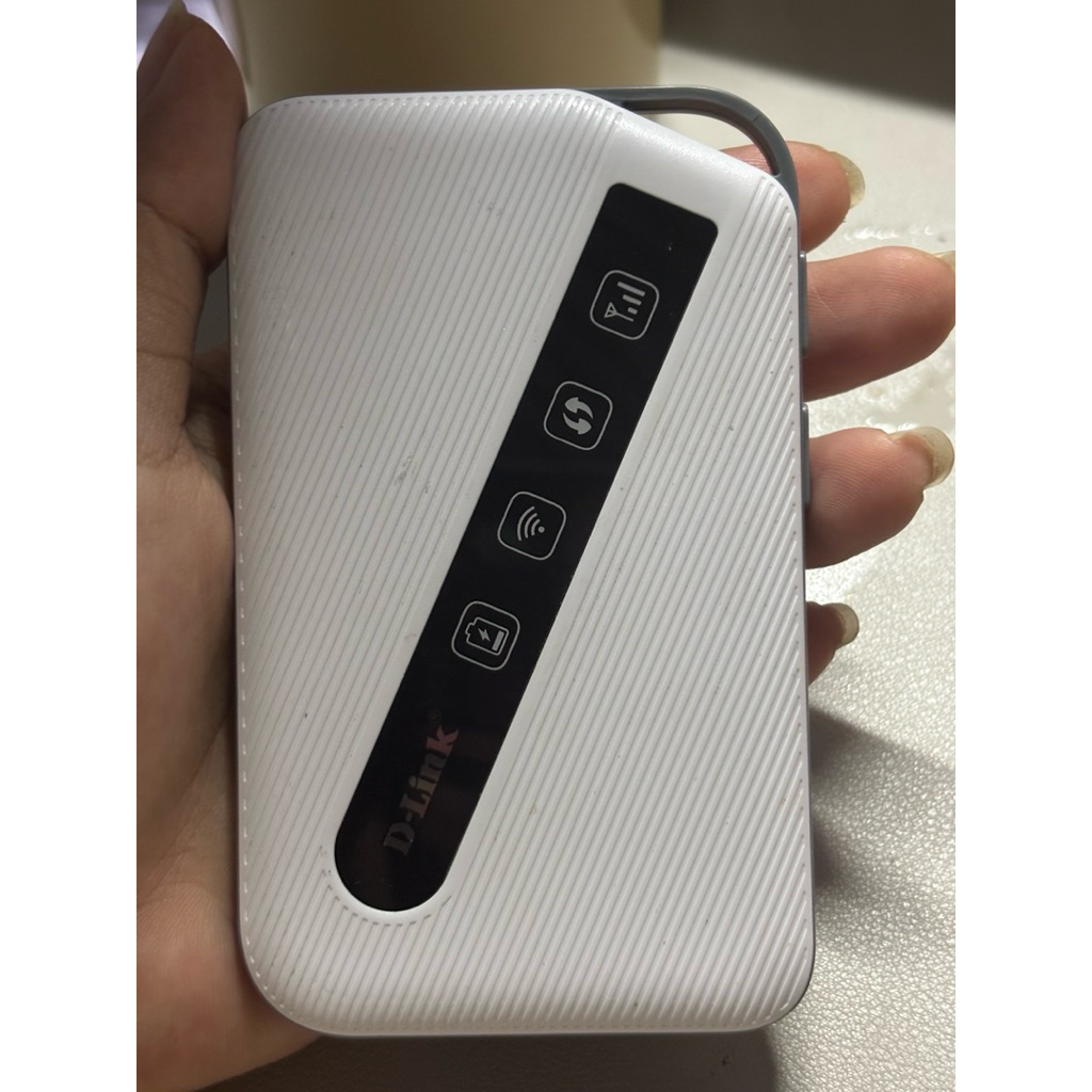 มือสอง Pocket WIFI Dlink ของครบกล่อง ใช่งานได้ปกติ