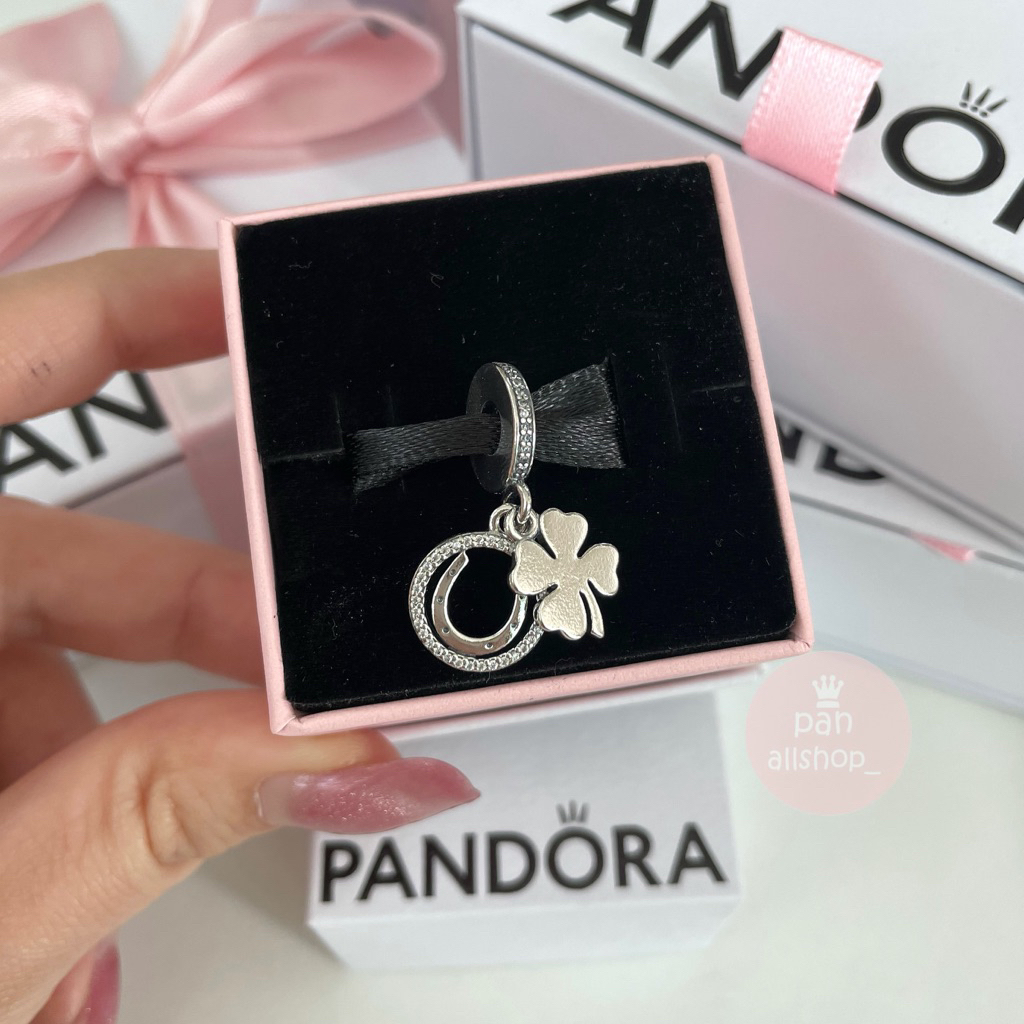 (ของแท้100%)Pandora silver lucky Four-leaf clover ติ้งโคฟเวอร์ ชาร์ม ความหมายดี
