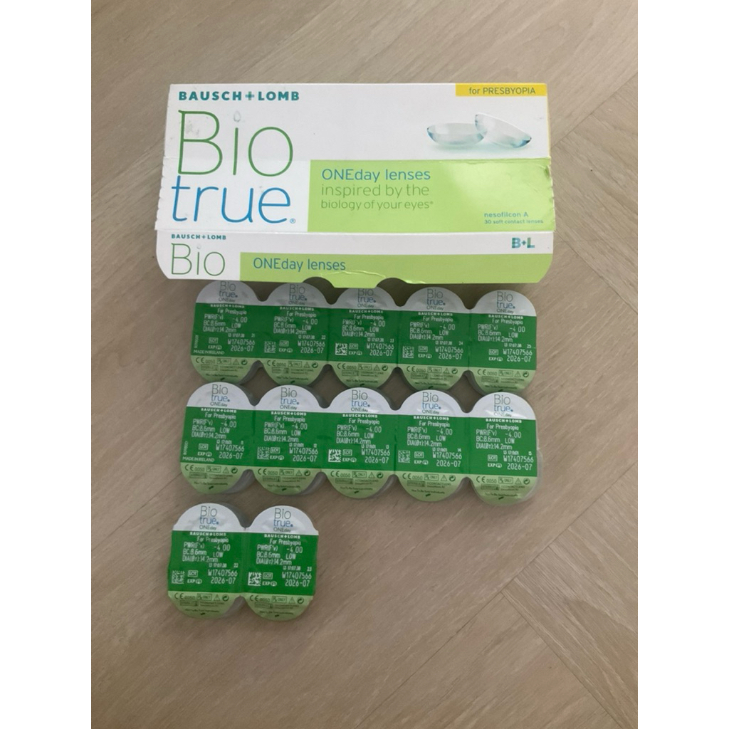 คอนแทคเลนส์รายวัน ของ B&L สั้น400 มี21คู่ ได้21วัน