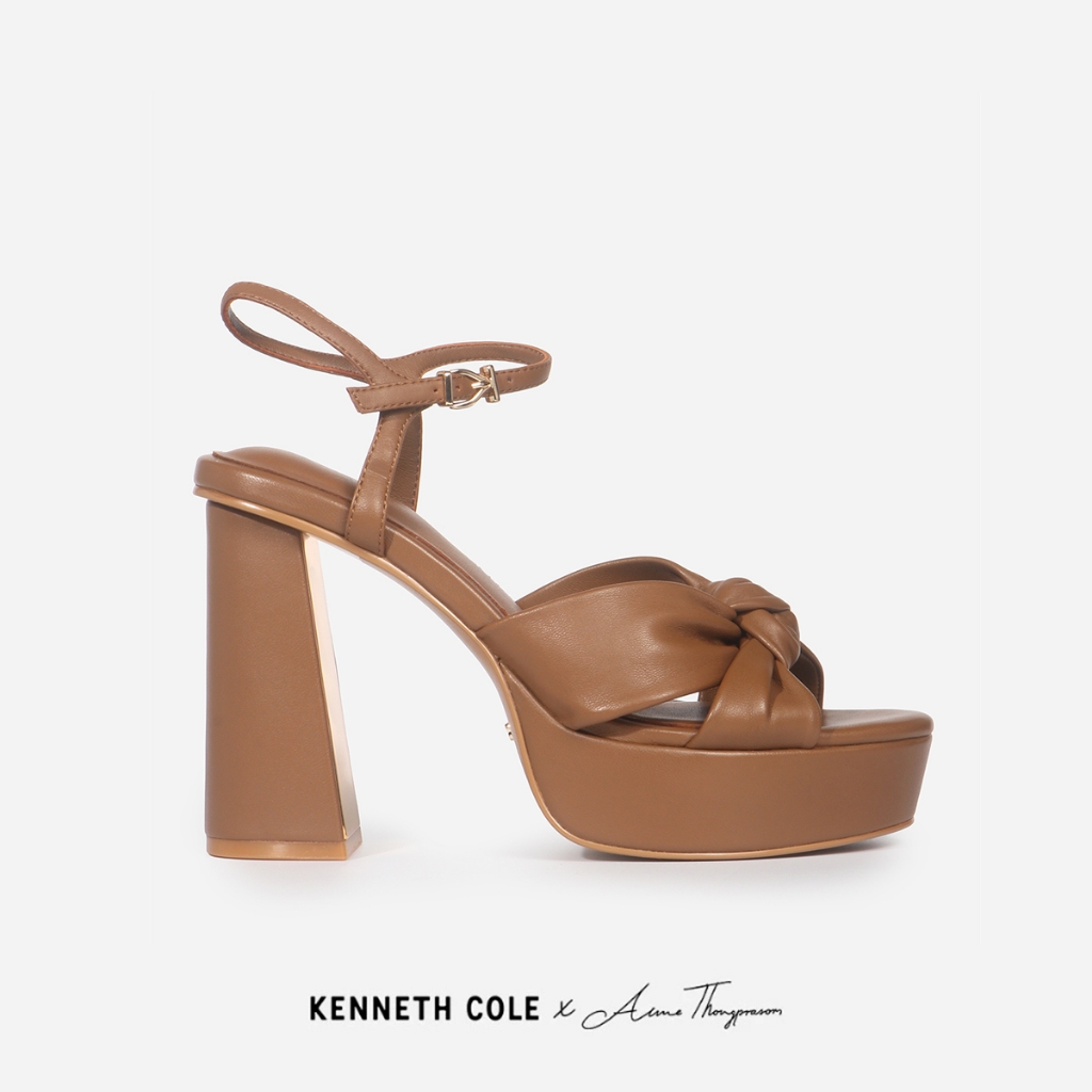KENNETH COLE x ANNE THONGPRASOM รองเท้าส้นสูงผู้หญิงรุ่น AURORA PLATFORM Mocha สีน้ำตาล ( HEL - KF85207LE-904 )
