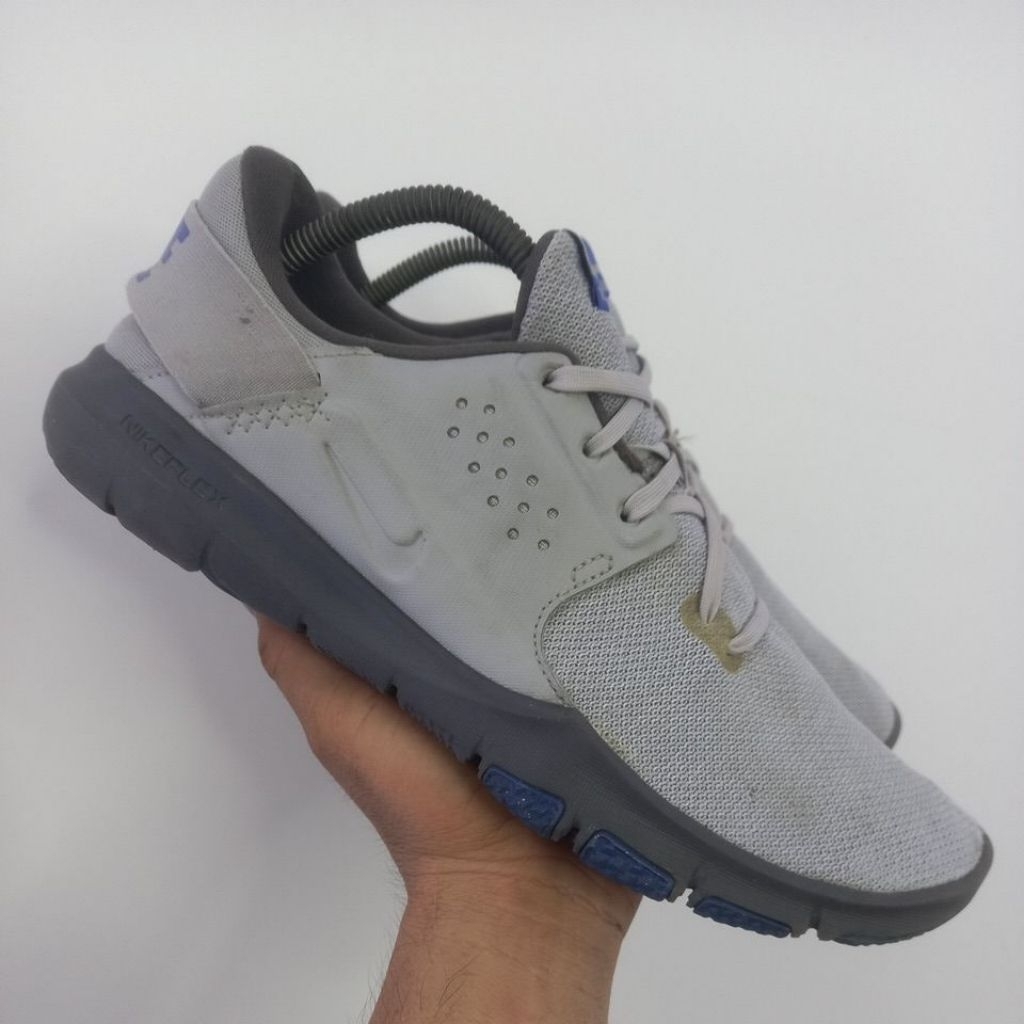 size 44.5 ยาว 28.5 รองเท้ามือสองของแท้