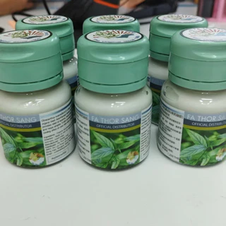 ผลิตภัณฑ์ในภาพคือ Fa Thor Sang (ฟ้าทอแสง) Moisturizing & Cooling Gel ขนาด ขนาด 70 กรัม