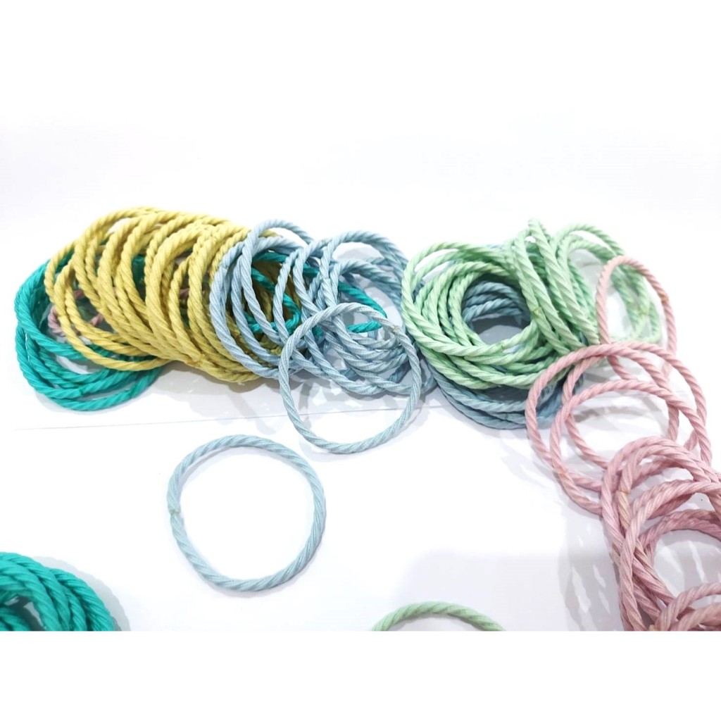 ยางรัดผม คละสี ชิ้นละ 1 บาท(ใช้ขนส่งแฟลช)**ราคาต่อ 1 ชิ้น