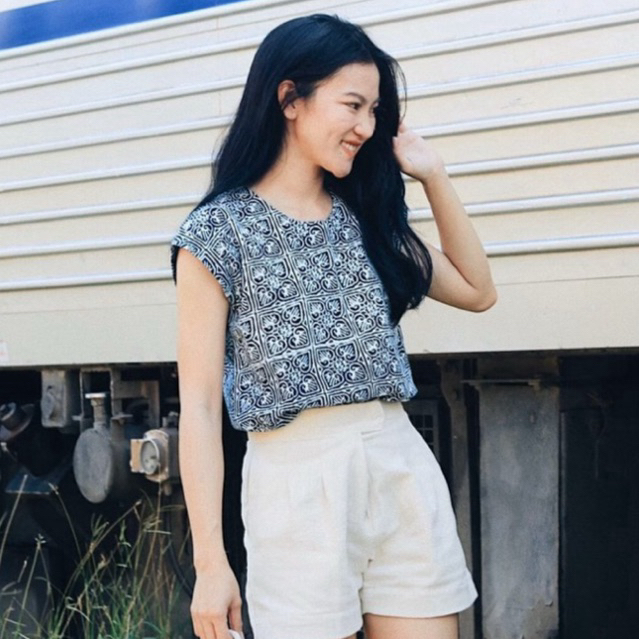 ꔛ เสื้อแขนเลยไหล่ 🧺 | เนื้อเบาบางกำลังพอดี ทอลายริ้วในตัว