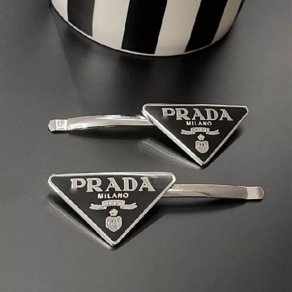 ✨พร้อมส่งจากไทย✨C-04กิ๊บป็อกแป๊กติดผมPd เซทคู่ เรียบหรู แฟชั่นผู้หญิง กิ๊บติดผมแฟชั่น(2ชิ้น/เซท) - รูปที่ 2