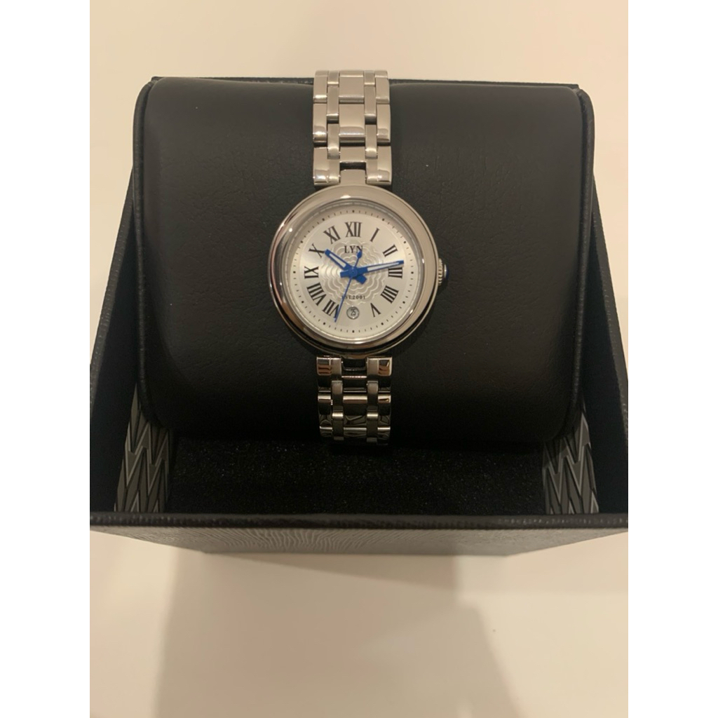 นาฬิกา Lyn แท้ 100 % งาน shop