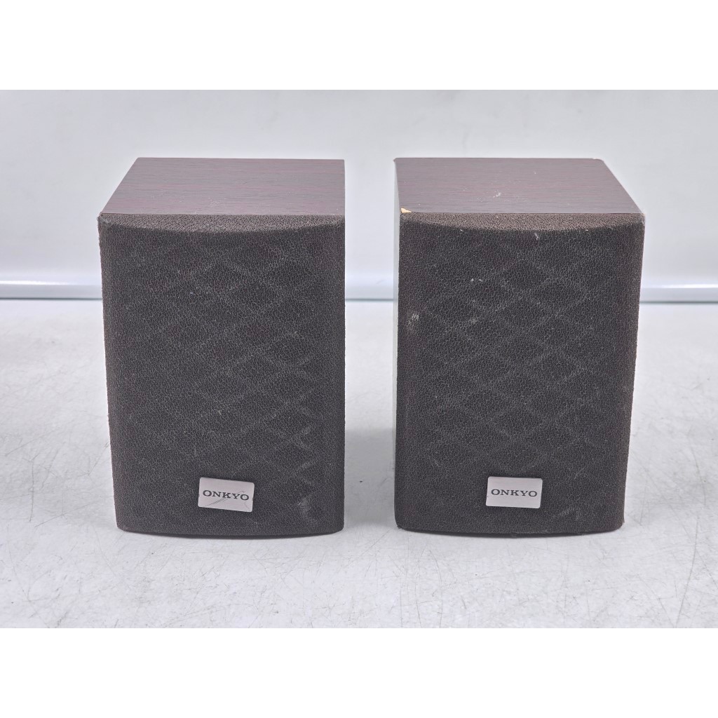 BD61 ลำโพงมือสองญี่ปุ่น 1 คู่ (231I) ONKYO DHT-S1AST 15W 6 โอห์ม Woofer 2.5 นิ้ว Size ตู้ 8.5x10x12C