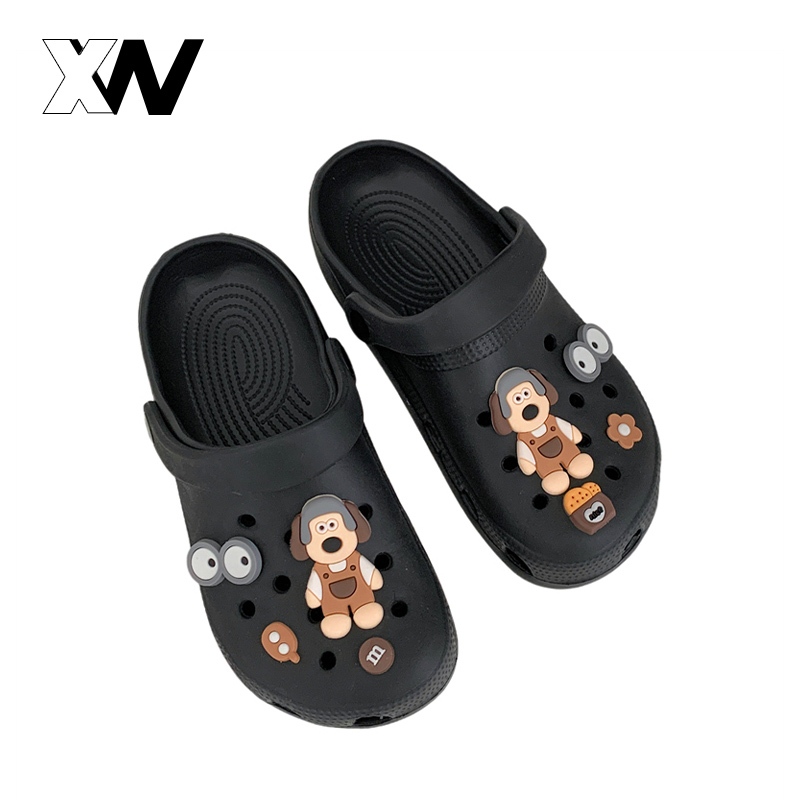 สินค้าราคาถูก รองเท้าแตะหัวโตแฟชั่น ทรงคลาสสิค รุ่นนี้ไปพร้อมตัวติดลายใหม่ สุดน่ารัก วางจำหน่ายแล้วนะ กดในตระกร้านี้เลย