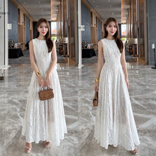 ABIGAIL•เดรสยาวแขนกุด เนื้อผ้าลูกไม้เนื้อนิ่มทอลายฉลุทั้งตัว…