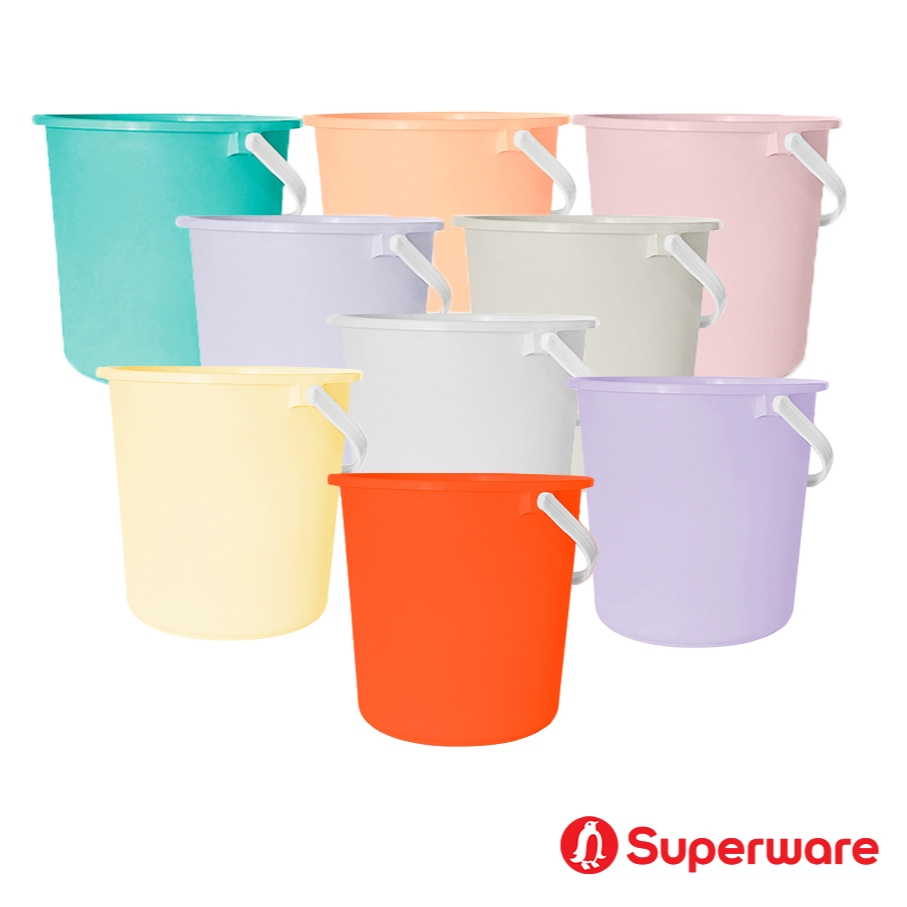 Srithai Superware ถังใส่น้ำพลาสติก ถังน้ำพลาสติกมีหูหิ้ว ทรงกลม ขนาด 15.2 ลิตร (4 แกลลอน) รุ่น M-33