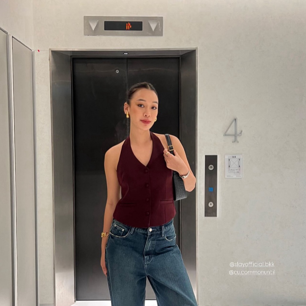 SLAY - Vivien Haltered Neck Top เสื้อกั๊กคล้องคอเปิดหลัง (รีดกาว พร้อมซับในทั้งตัว)