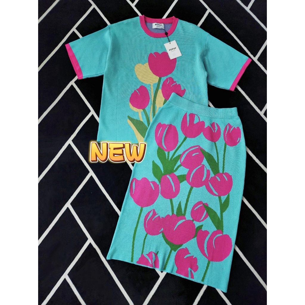 เซ็ตกระโปรงและเสื้อทอลายดอกทิวลิป