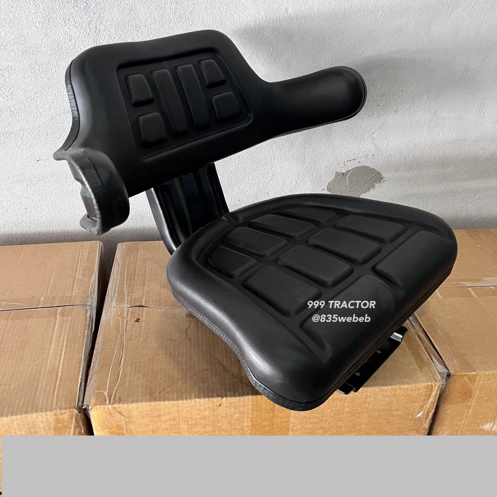 เบาะรถไถ Ford/New Holland TT75 - TD95 - F7600 - F7610 - F7810 รุ่นมีที่พักแขน ปรับเลื่อนหน้า-หลังได้