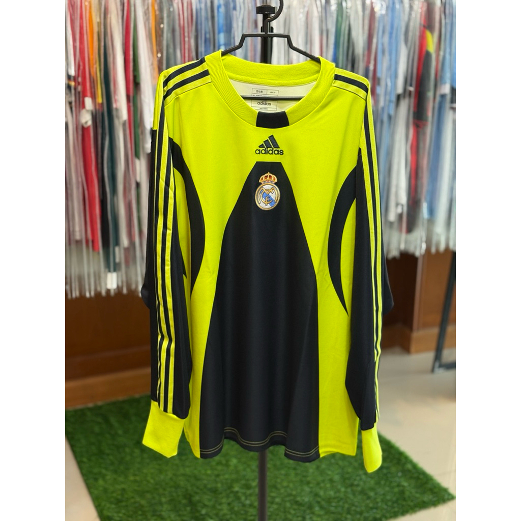เสื้อบอลแท้(เกรดแฟนบอล) Real Madrid Icon Goalkeeper 22/23*สินค้าอาจจะอัพเดทล่าช้าก่อนสั่งสินค้าทักหา
