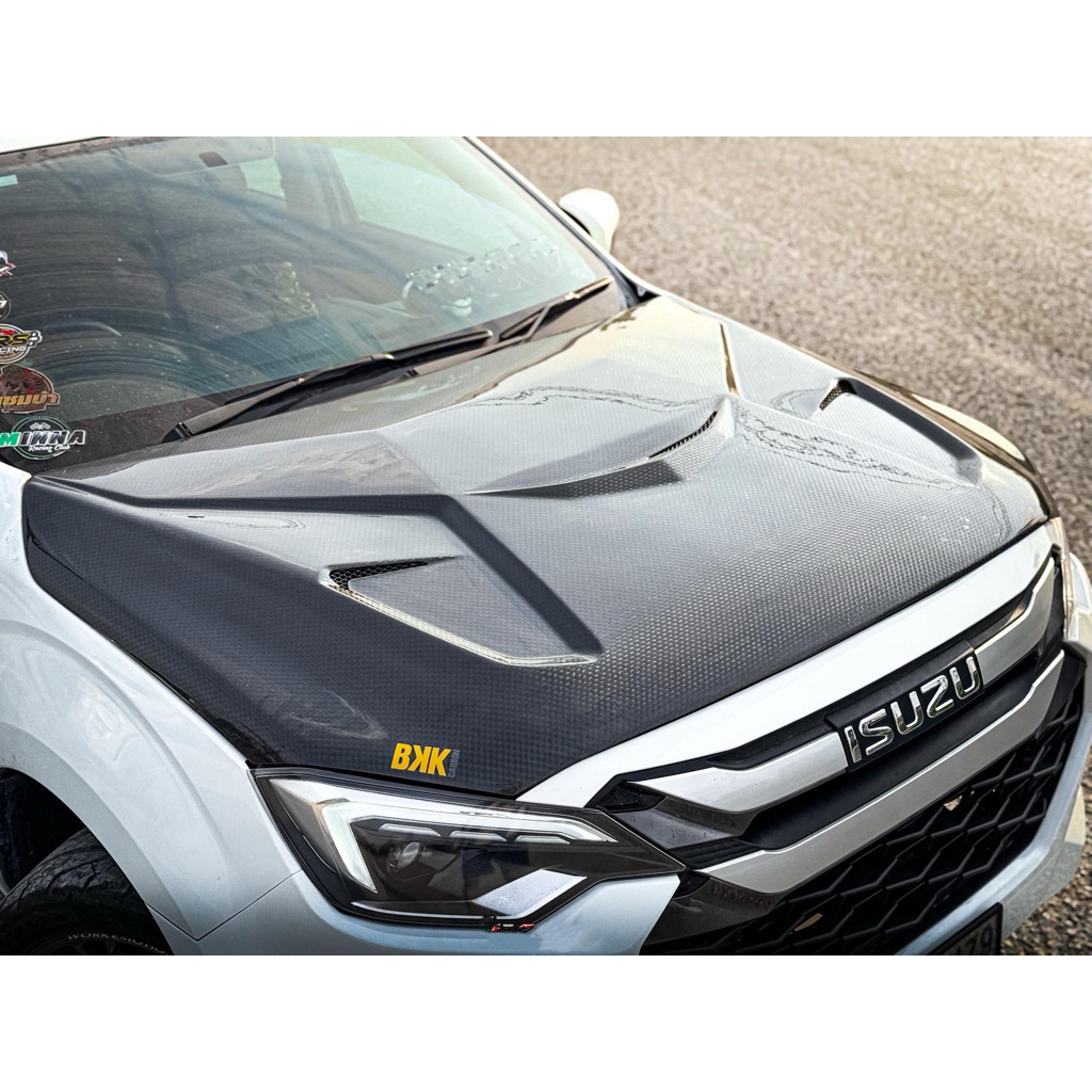 ฝาคาร์บอนBKK-Dmax / Mux ปี 2024-2025