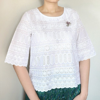 ’เสื้อลูกไม้สีขาว‘ อก 38,40,42,44,46“ ผ้าcotton💯ทรงสวย ใส่สบ…