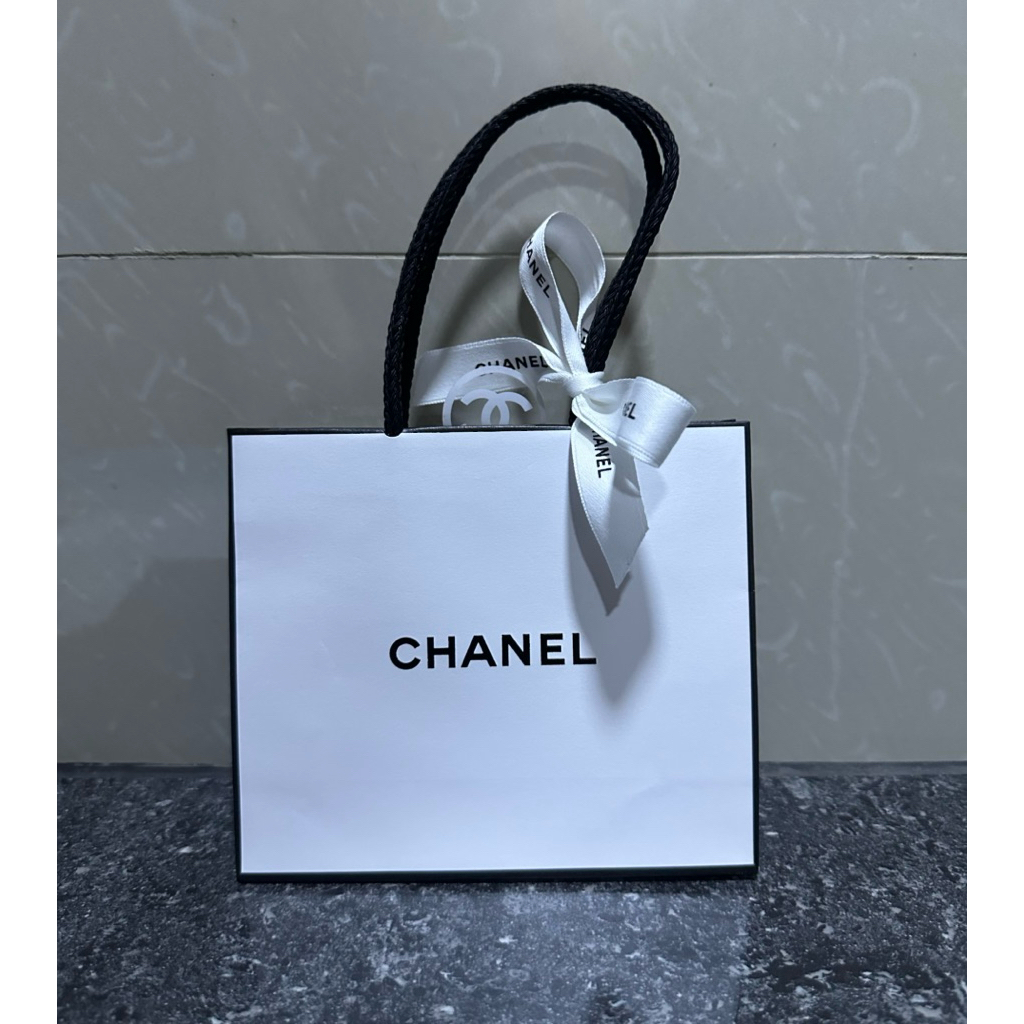 (พร้อมส่ง) ถุงกระดาษ Chanel / Dior แท้ จากช็อป 💯