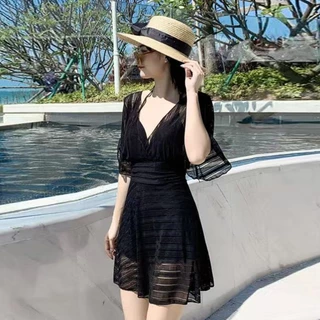 ชุดว่ายน้ำวันพีซ แฟชั่นเกาหลี กระโปรงเรียบ หุ่นเพรียวใส่แล้วมั่นใจ