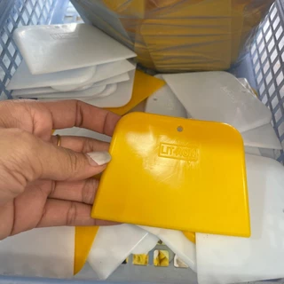 เกรียงโป้พลาสติกคละสี ยางรีดสีโป้ มีดโป้พลาสติก
