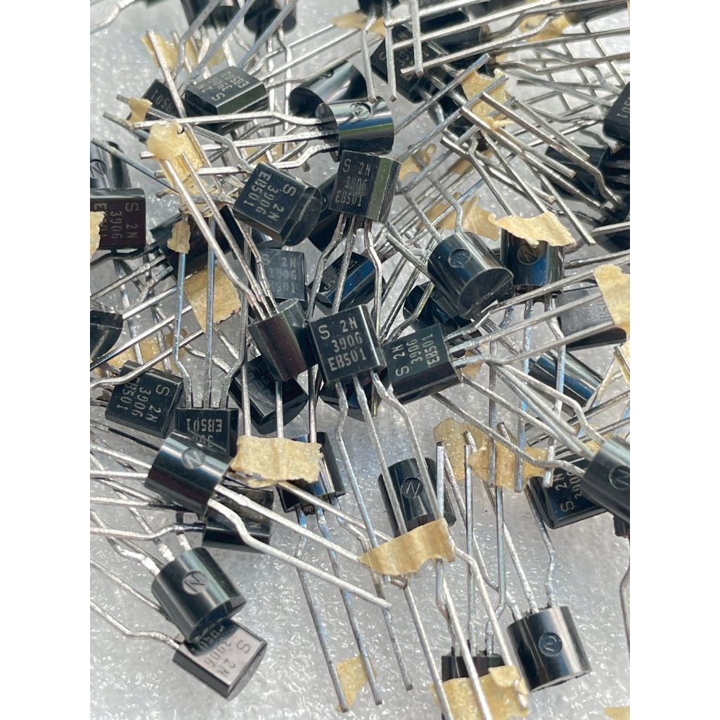 (แพ็ค1ตัว) 2N3906 Transistor PNP Silicon TO-92 0.2A 40V ทรานซิสเตอร์ 3ขา 2n3906 2N 3906 TO92 พร้อมส่