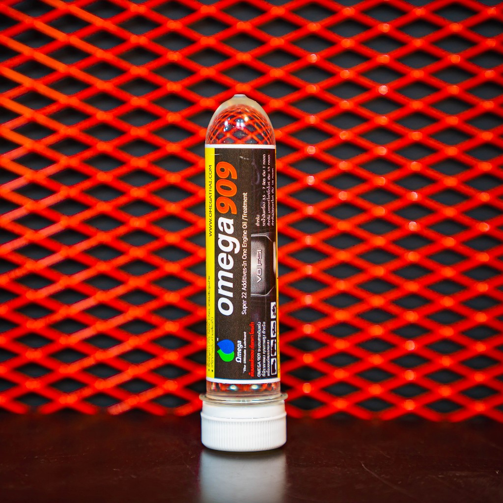 Omega 909 หัวเชื้อน้ำมันเครื่อง 1 หลอด
