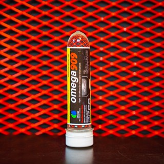 Omega 909 หัวเชื้อน้ำมันเครื่อง 1 หลอด