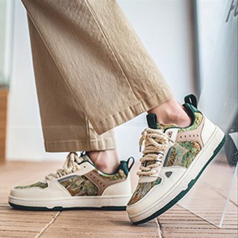 Kicks  พร้อมส่งในไทย รองเท้าผ้าใบแฟชั่น  รุ่นนี้สวยมาก แมทช์ง่าย แต่งตัวแนวไหนก็เข้า ราคาโคตรถูก อยา