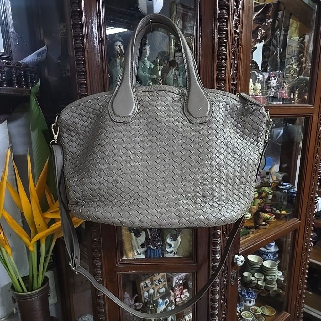 👜กระเป๋าสะพายไหล่,ถือ MORGAN TOTEแท้16"×11"หนังสานแท้เทาอมน้ำตาล ใบใหญ่จุของได้เยอะ หนังสวยสภาพยังดี