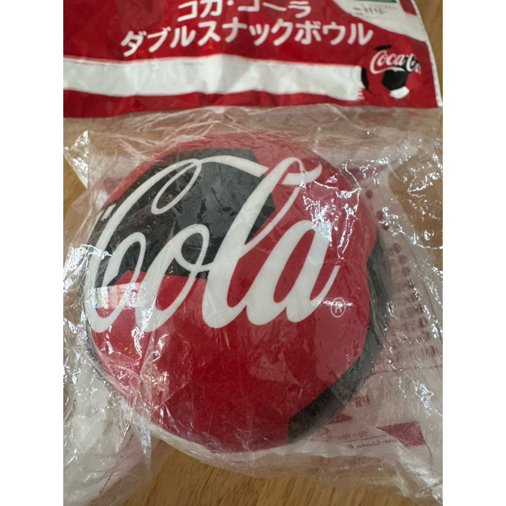 ลูกบอล Coca Cola ของสะสม COCA-COLA 2022 โมเดลลูกบอล