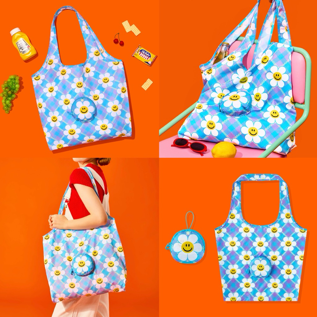 Wiggle Wiggle แท้ กระเป๋า Smile We Love ถุงช้อปปิ้ง Pocketable Bag สีสัน น่ารัก สดใส ถุงผ้า 04107