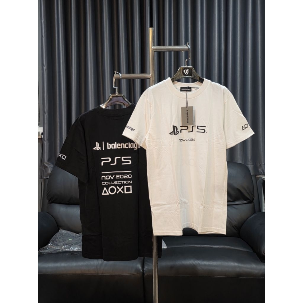 เสื้อยืด BL x ps5 สีขาวดำ
