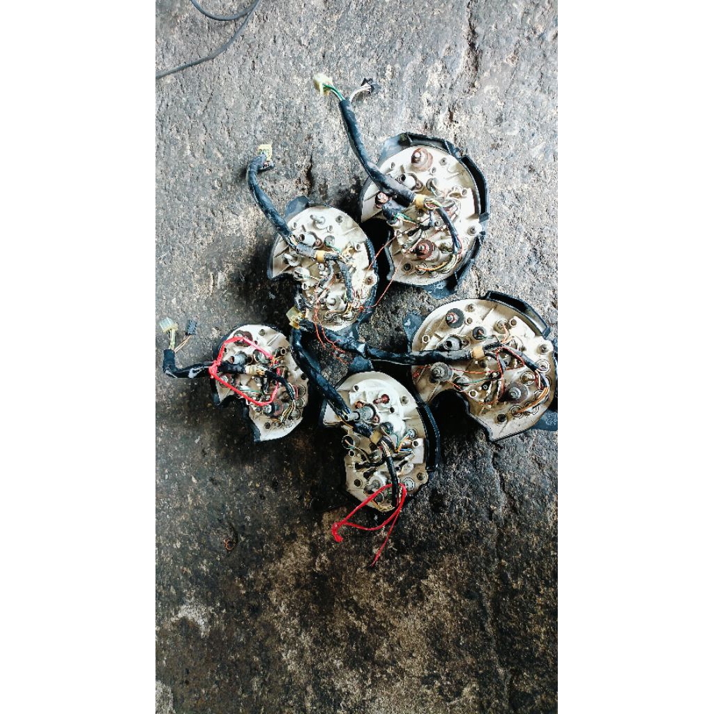 ไมล์วัดรอบ honda sonic ตัวแรกเป็นงานของแท้ติดรถถอดจากรถที่ใช้งานได้จริงไมล์วัดรอบหมุนทุกตัวพร้อมส่งครับ - รูปที่ 2