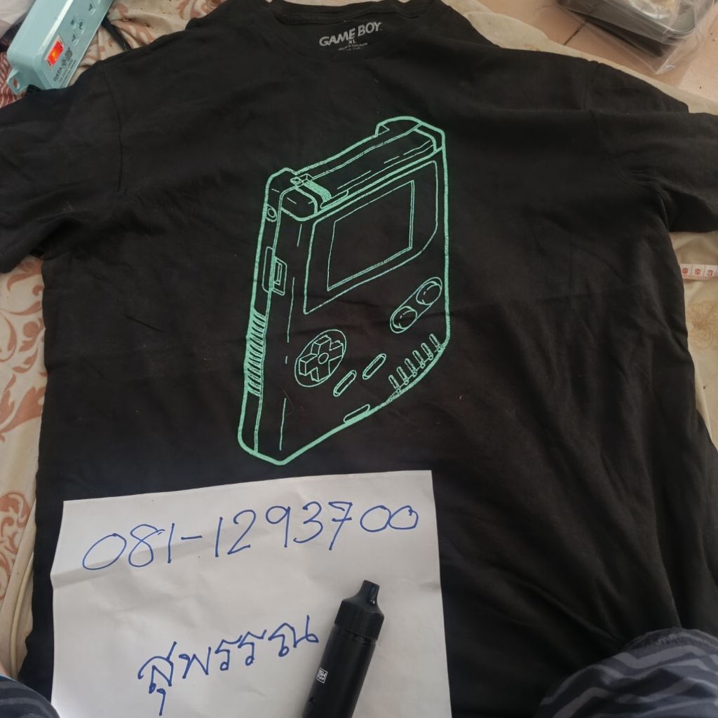 200​ บาทGame boy สภาพ​ 80 สกรีนร้าว สีดำไซด์ป้าย XL อก 23 ยาว 26ตำหนิไม่มีLine teemanu7IG teemanu7f 