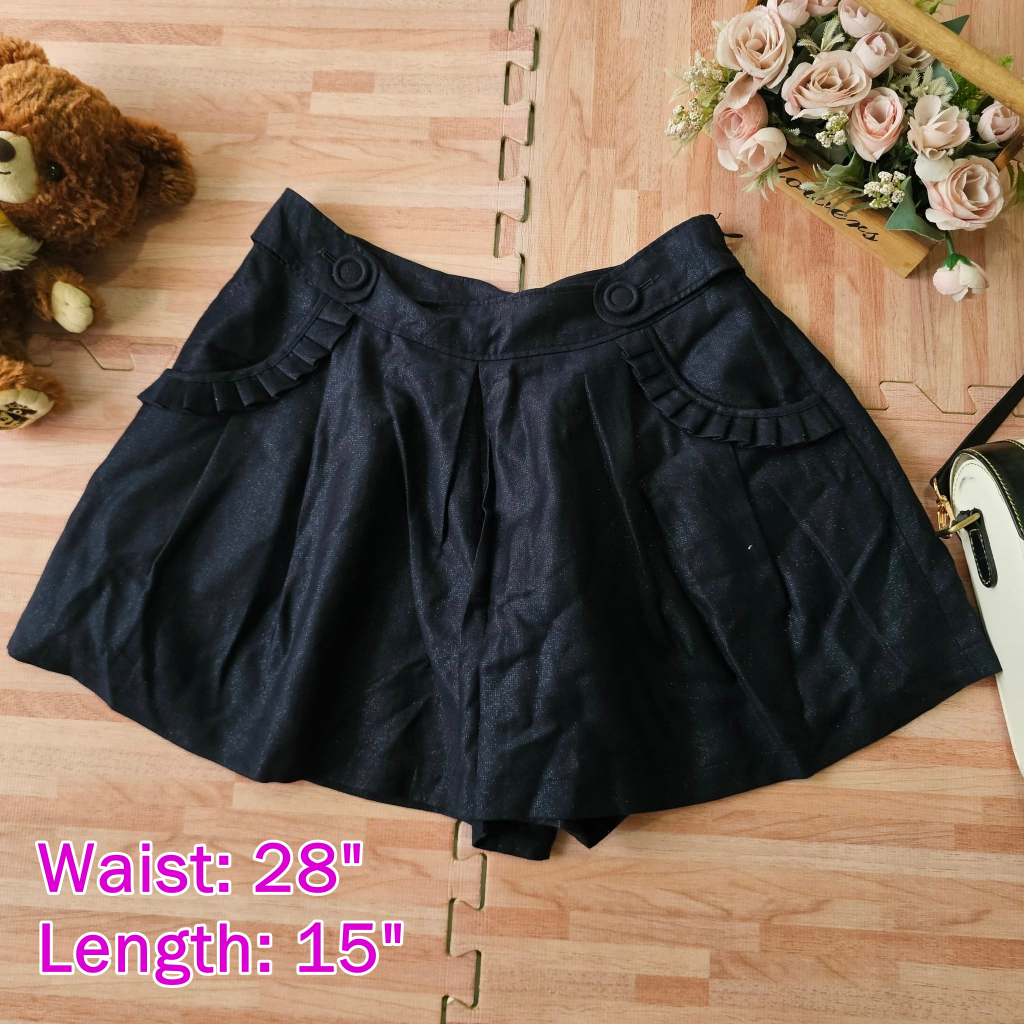 PEYTON Place กระโปรงกางเกง เอว 28 นิ้ว สีดำ มือสอง sk1