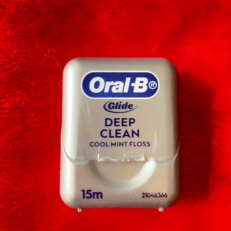 Mini Oral-B Glide Deep Clean Floss (15 m) l ไหมขัดฟัน ออรัล-บี ไกลด์ โปร-เฮลธ์ดีพคลีนฟรอส ขนาด Mini (15 เมตร)