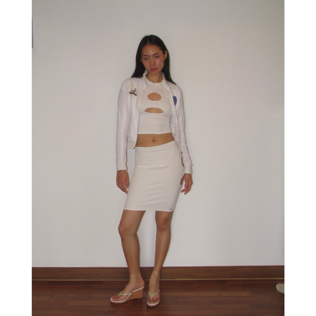MISTYSTORAGE  PORTAL TEE.