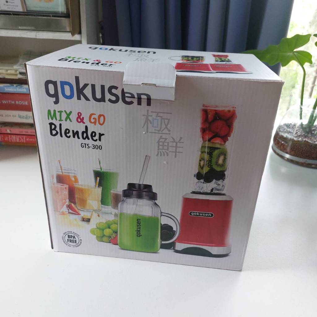 เครื่องปั่นน้ำผลไม้ GOKUSEN GTS-300 600มิลลิลิตร สีแดง มือสองสภาพดี