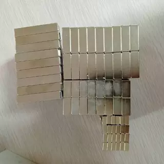 แม่เหล็กทรงสี่เหลี่ยม แม่เหล็กแรงสูง นีโอไดเมียม Magnet Neodymium เหมาะสำหรับงาน DIY