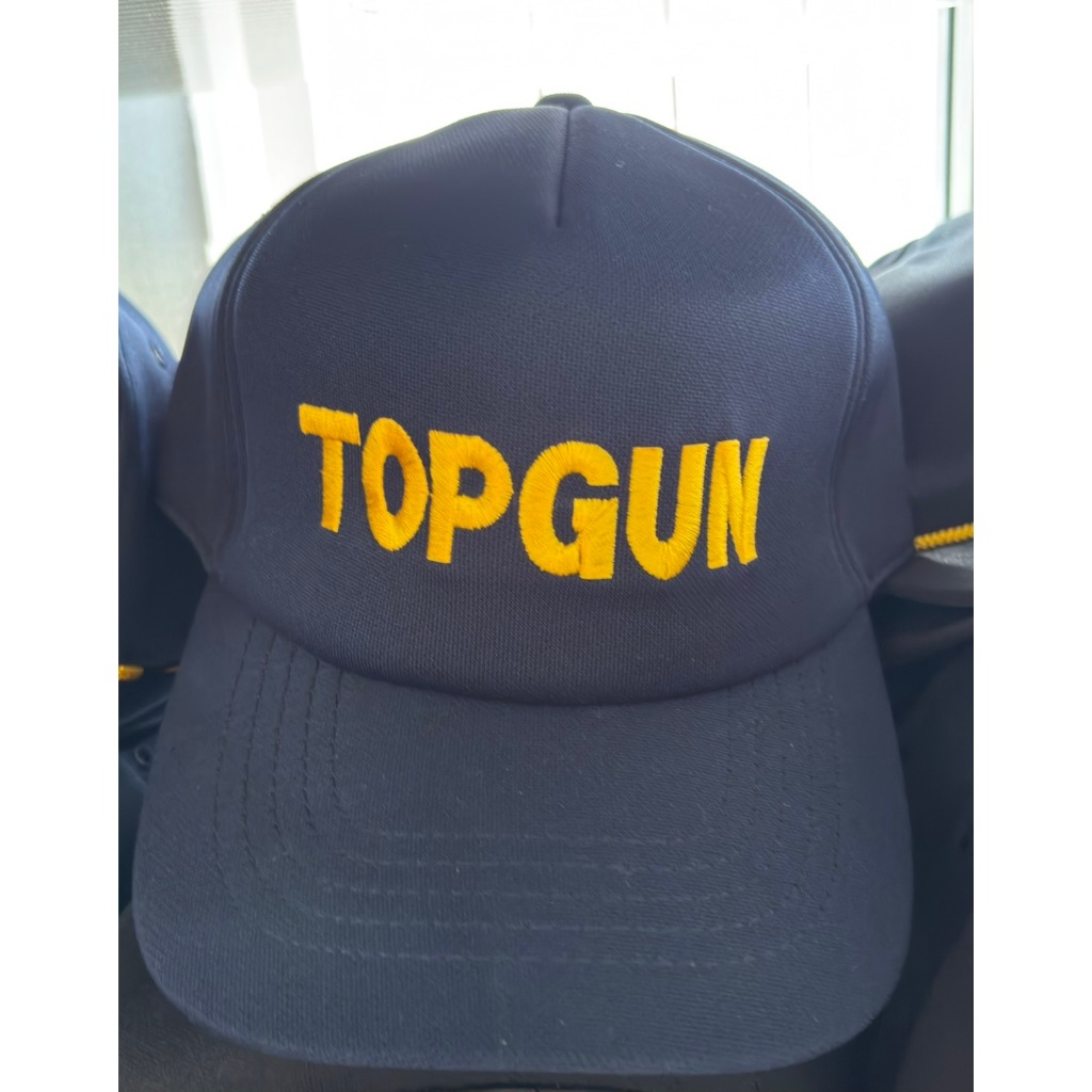 หมวกแก๊ป TOP GUN ด้านหลังหมวกสามารถปรับขนาดได้