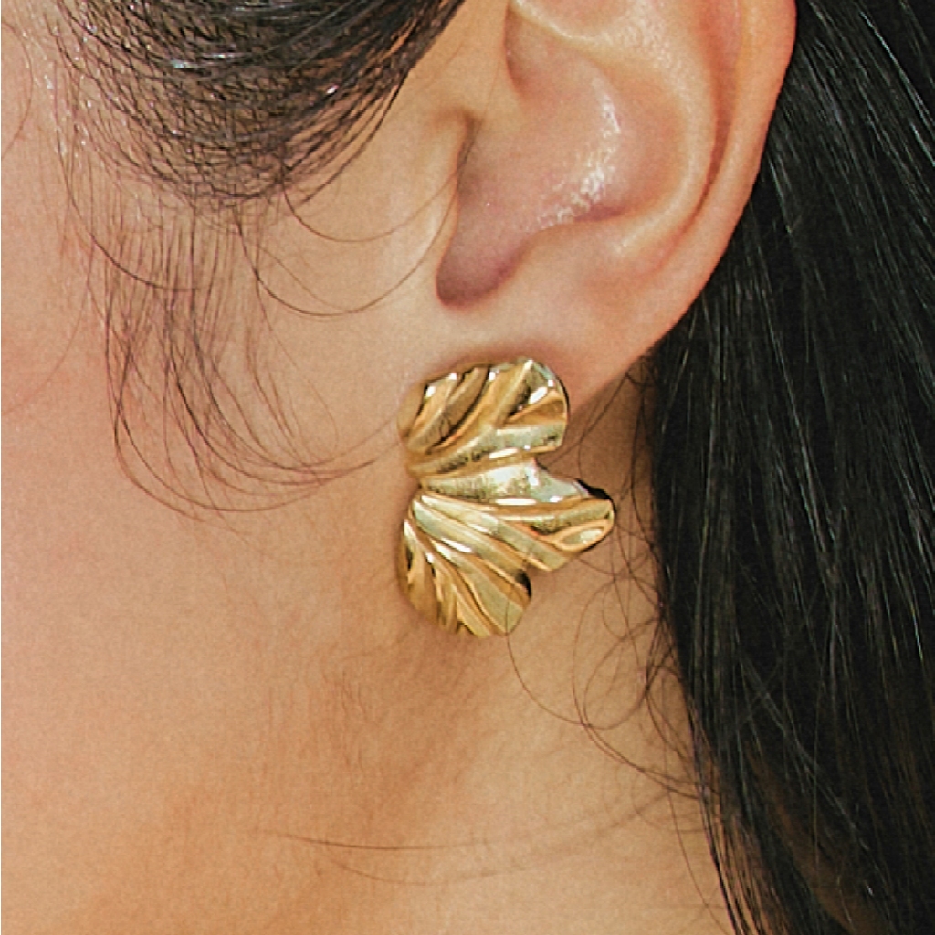 Valichain - Tiki Petal Stud