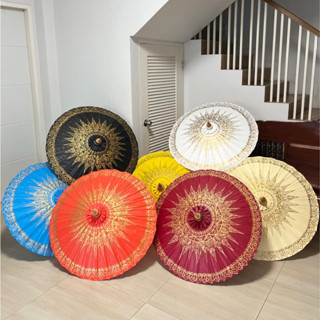 ร่มเคลือบสีน้ำมันลายไทยกนก กันน้ำ ขนาดรัศมี 14,17 นิ้ว
