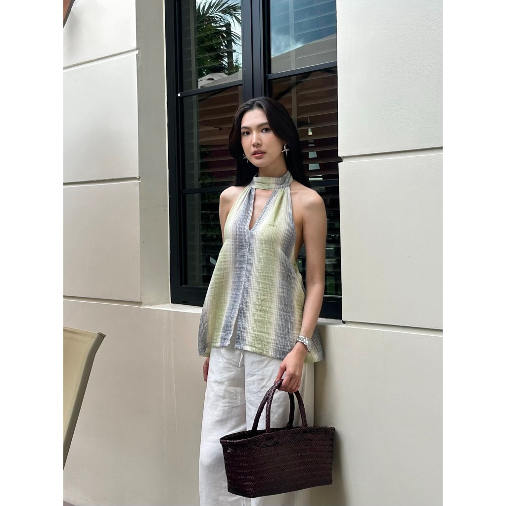 Tulla.more ✨ Yitho Top เสื้อคล้องคอโชว์หลัง ผูกคอ ผูกหลัง