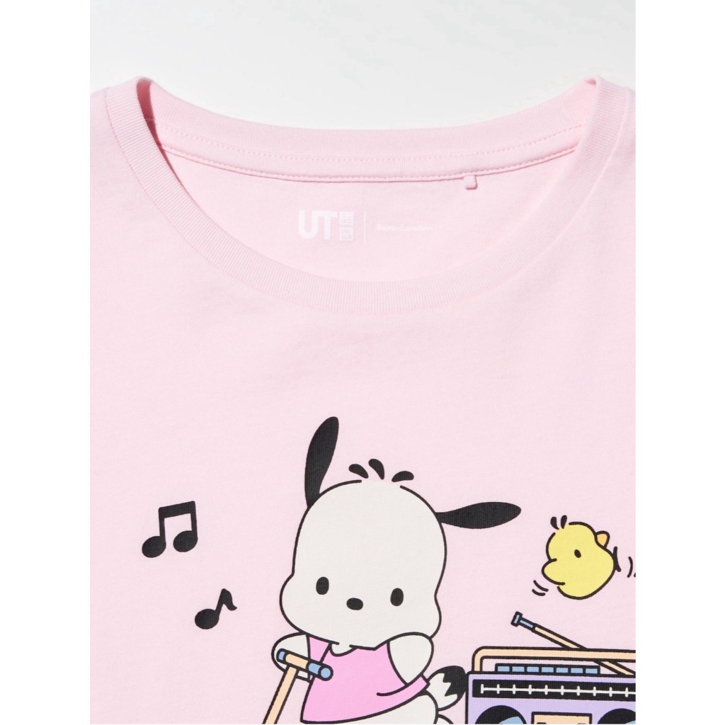 Uniqlo เสื้อยืดแขนสั้น UT ARCHIVE สีชมพู ของใหม่ แท้ พร้อมส่ง ราคา ถูกที่สุด ดีลบีเคเค แกลเลอรีภาพที่ 3