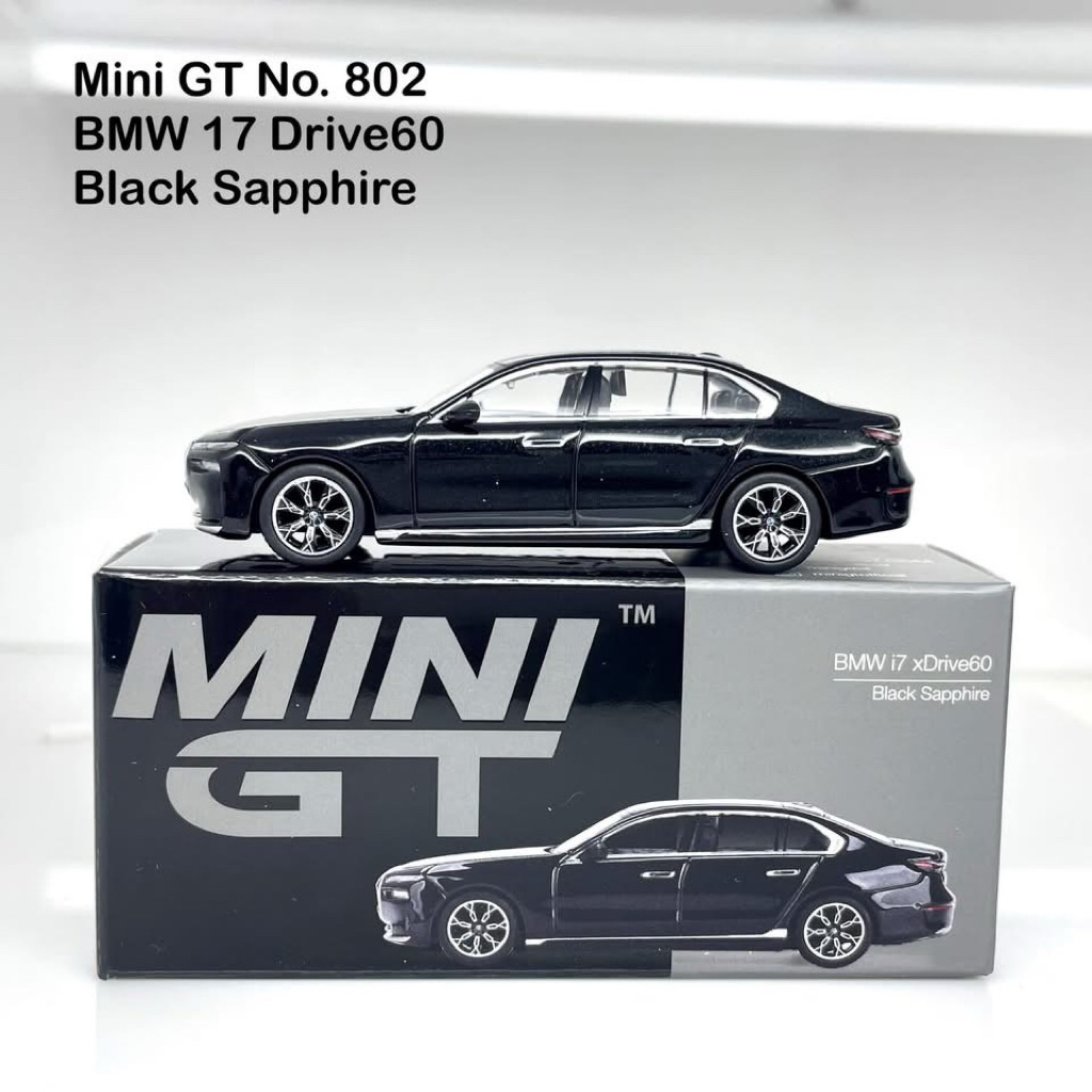 Mini GT 1/64📌No.802📌 BMW i7 eDrive50 Black Sapphire RHD
