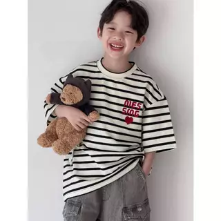 [ส่งไวจากไทย] *แค่เสื้อ* เสื้อยืดคอกลมเด็ก เสื้อแขนสั้นลายริ้ว ทรงโอเวอร์ไซส์ งานปักช่วงอก หล่อๆเท่ๆ เหมาะสำหรับ 5-14 ปี