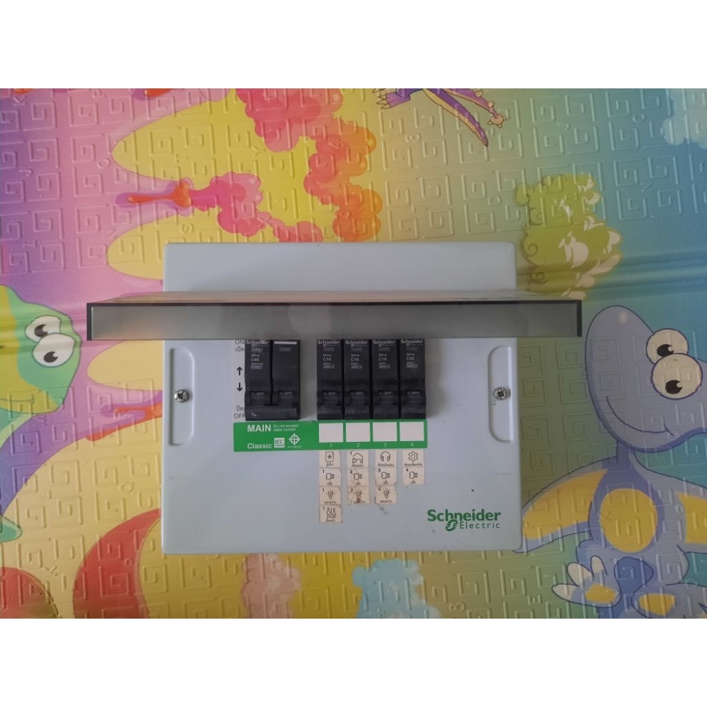 ตู้ schneider มือสอง