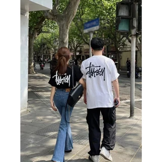 STUSSY 8 BALL TEE ลูกซีรีส์ SS24 คลาสสิกสีดำแปดบิลเลียดพิมพ์ลายเสื้อยืดแขนสั้นคอกลมหลวมสำหรับผู้ชายและผู้หญิง
