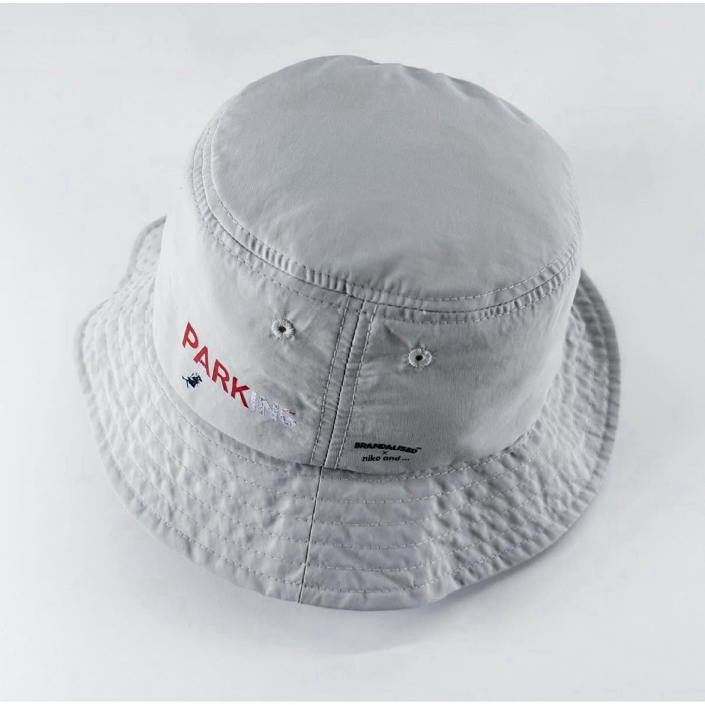 niko and… x Brandized Banksy PARKING Hat