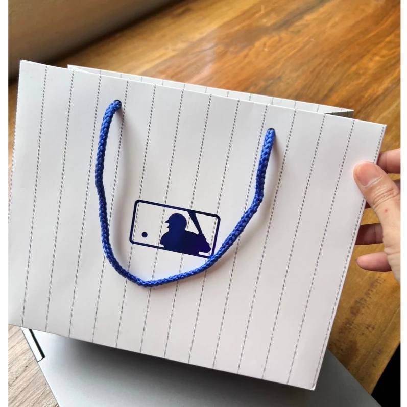 ถุงกระดาษแบรนด์MLB ขนาดเล็ก กลาง ใหญ่ ถุงของขวัญวันครบรอบ